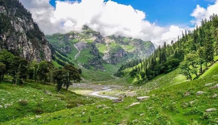 Reasons To Visit Sar Pass Trek